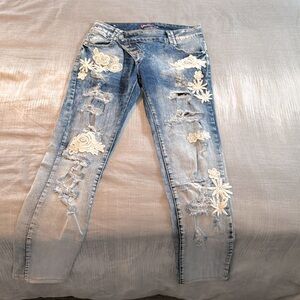 Size 27 skinny jeans